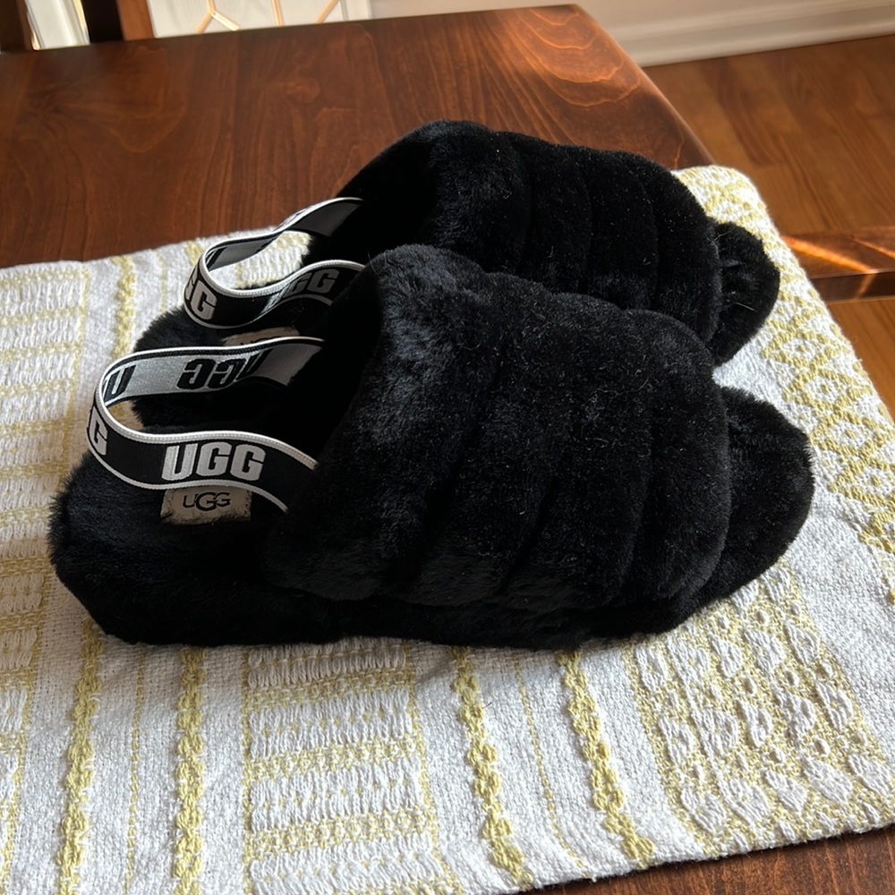 Ugg Fluff Yeah Black Slides